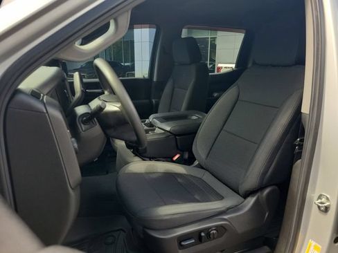 Used 2022 Chevrolet Silverado 1500 Custom RWD image 17