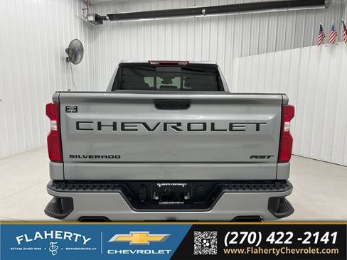 Used 2026 Chevrolet Silverado 1500 RST w/ Dark Appearance Package AWD/4WD image 4