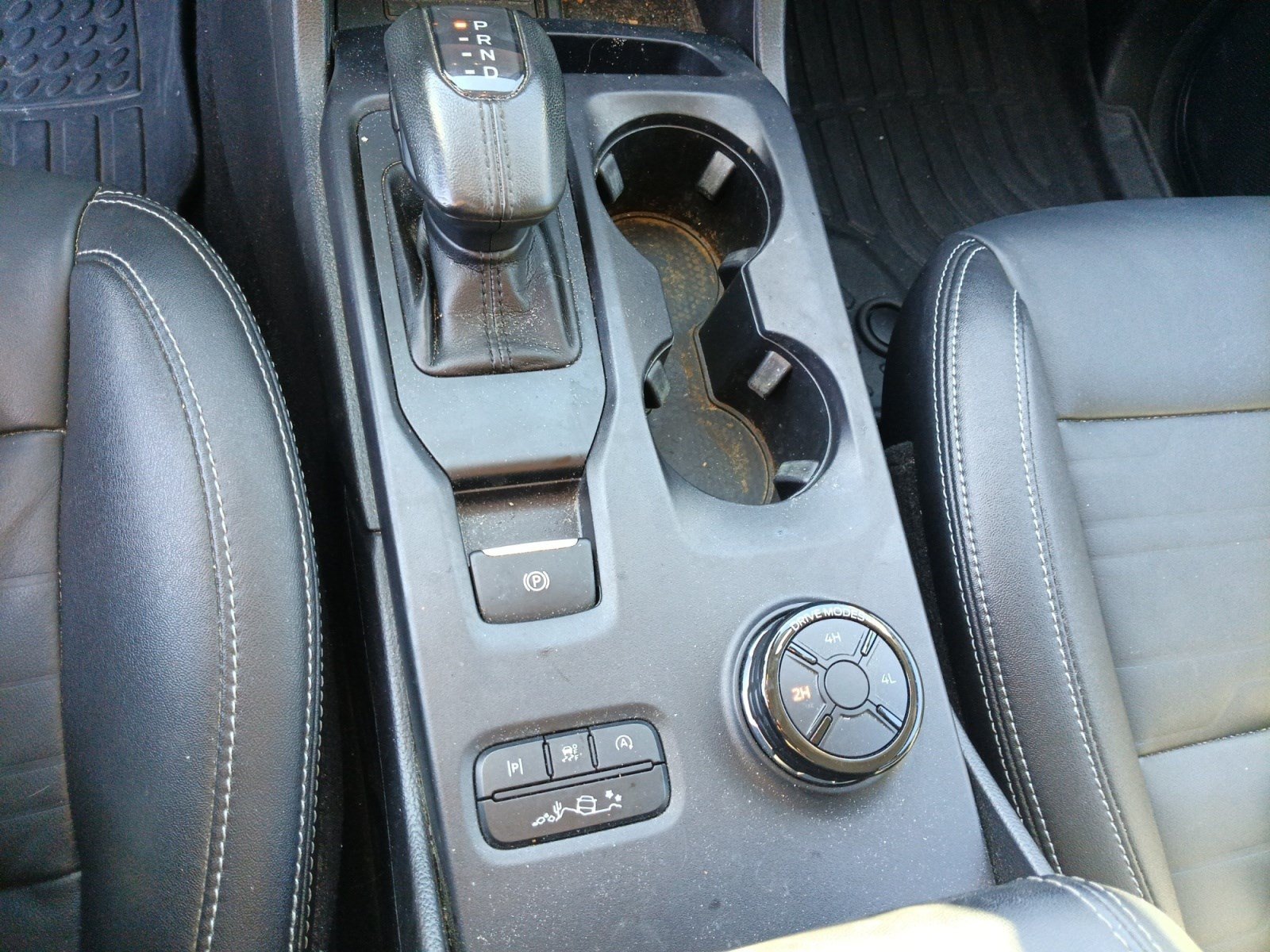 Used 2024 Ford Ranger Lariat w/ FX4 Off-Road Package AWD/4WD image 18