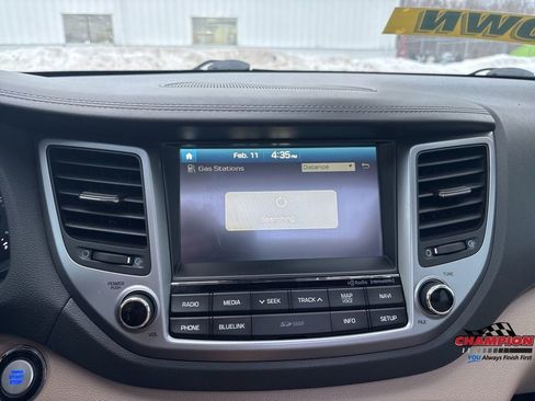 Used 2016 Hyundai Tucson Limited w/ Option Group 03 image 21