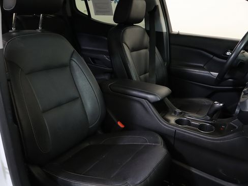 Used 2018 GMC Acadia SLT image 20