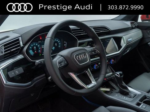 Used 2024 Audi Q3 2.0T Premium Plus image 4