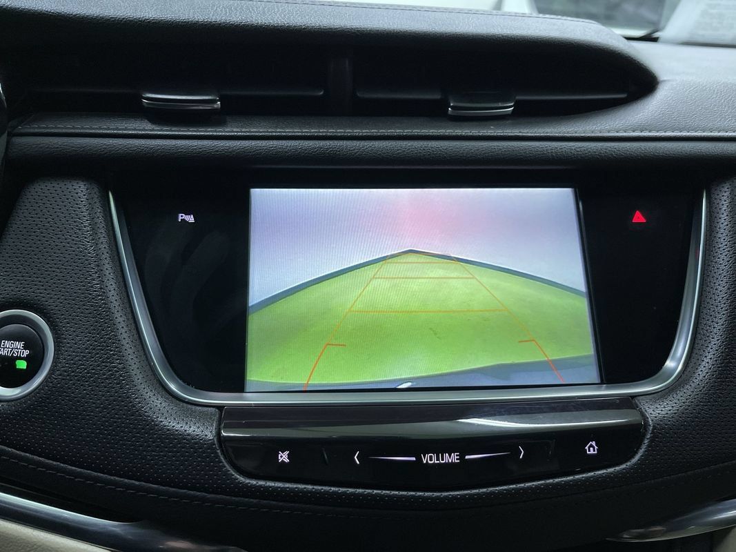 Used 2019 Cadillac XT5 FWD image 22