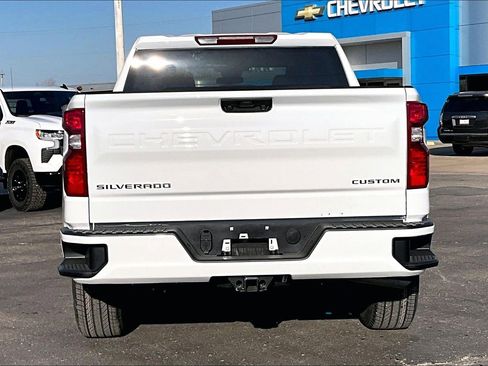 New 2026 Chevrolet Silverado 1500 Custom image 4