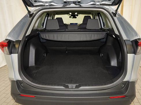 Used 2025 Toyota RAV4 XLE w/ Weather Package image 5