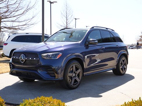 New 2026 Mercedes-Benz GLE 450 4MATIC image 3
