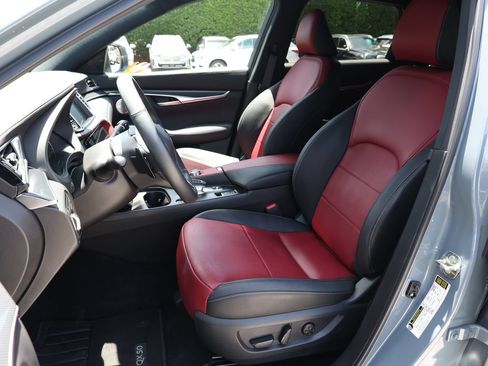 Certified 2025 INFINITI QX50 Sport AWD/4WD image 17