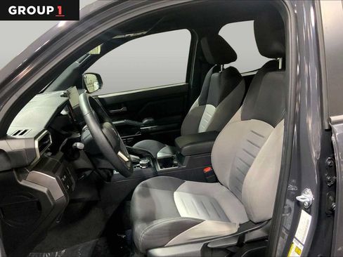 Certified 2025 Toyota Tacoma TRD Sport AWD/4WD image 8
