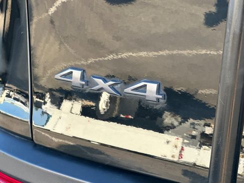 Used 2018 Jeep Cherokee Trailhawk w/ Comfort/Convenience Group image 27