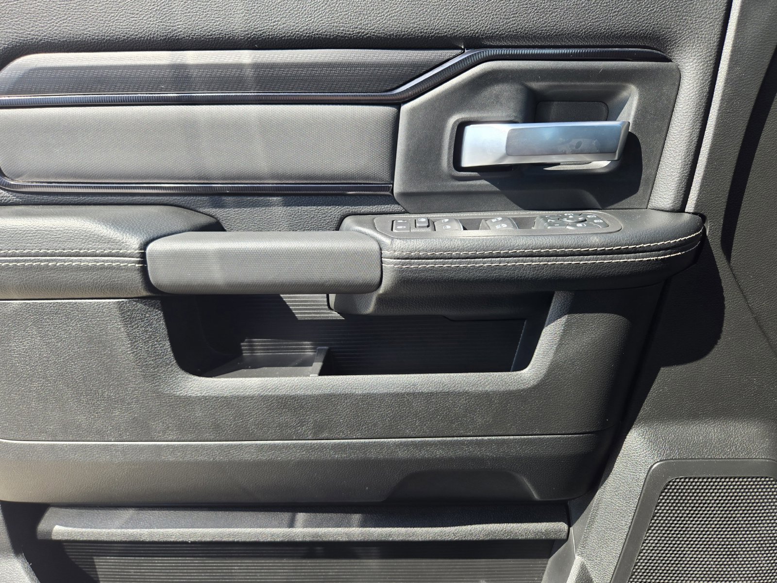Used 2026 RAM 2500 Rebel AWD/4WD image 23