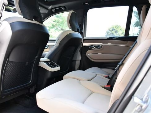 Used 2026 Volvo XC90 B6 Plus AWD/4WD image 17