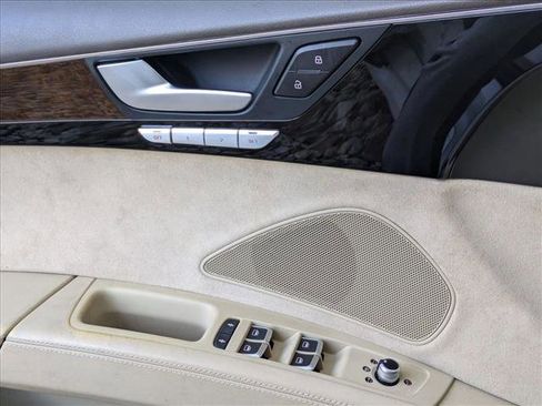Used 2016 Audi A8 L 4.0T image 2