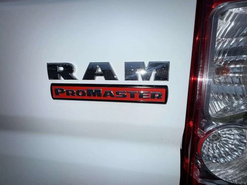 Used 2020 RAM ProMaster 2500 image 17