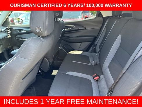 Used 2025 Chevrolet TrailBlazer LT AWD/4WD image 14