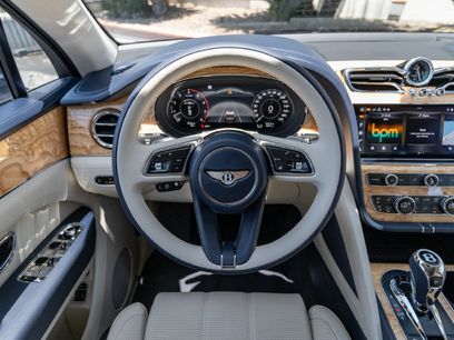 Used 2024 Bentley Bentayga