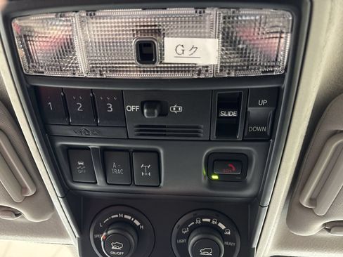 Certified 2024 Toyota 4Runner TRD Off-Road Premium w/ Moonroof Package AWD/4WD image 16