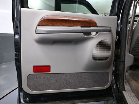 Used 2000 Ford Excursion Limited AWD/4WD image 29