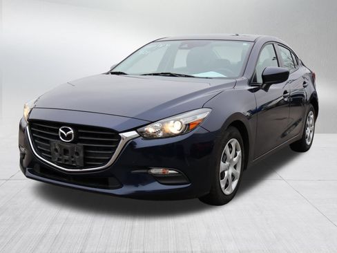 Used 2018 MAZDA MAZDA3 Sport image 3
