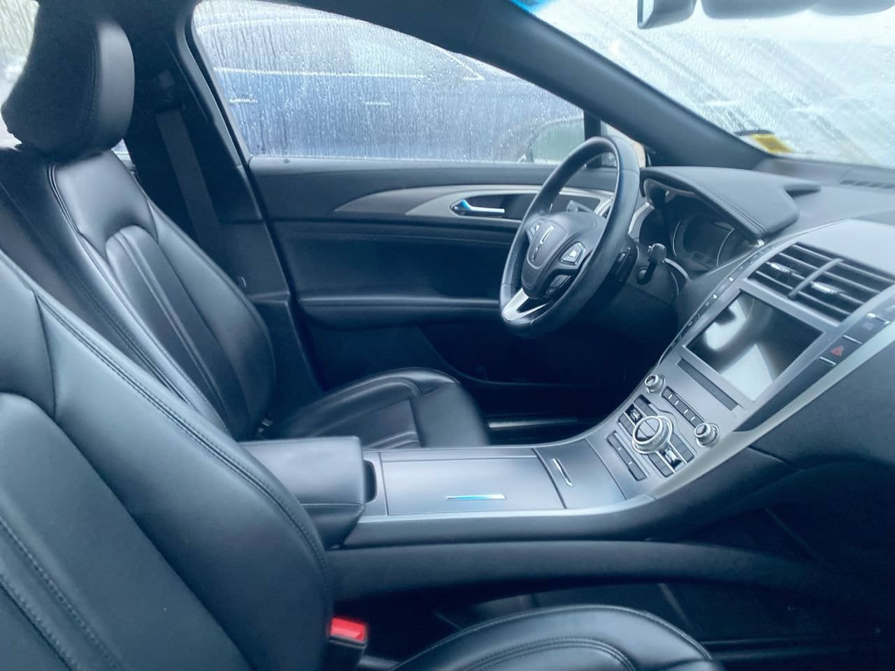 Used 2020 Lincoln MKZ AWD w/ Convenience Package image 12
