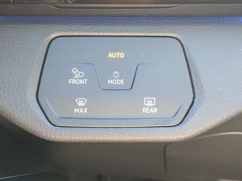 Certified 2022 Volkswagen ID.4 Pro S RWD image 29
