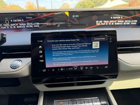 New 2026 Lincoln Nautilus Reserve w/ Jet Appearance Package image 17