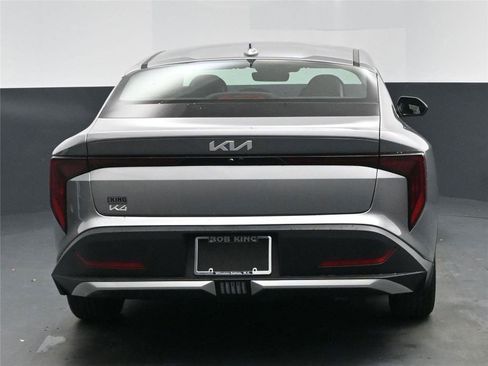 New 2025 Kia K4 LXS image 13