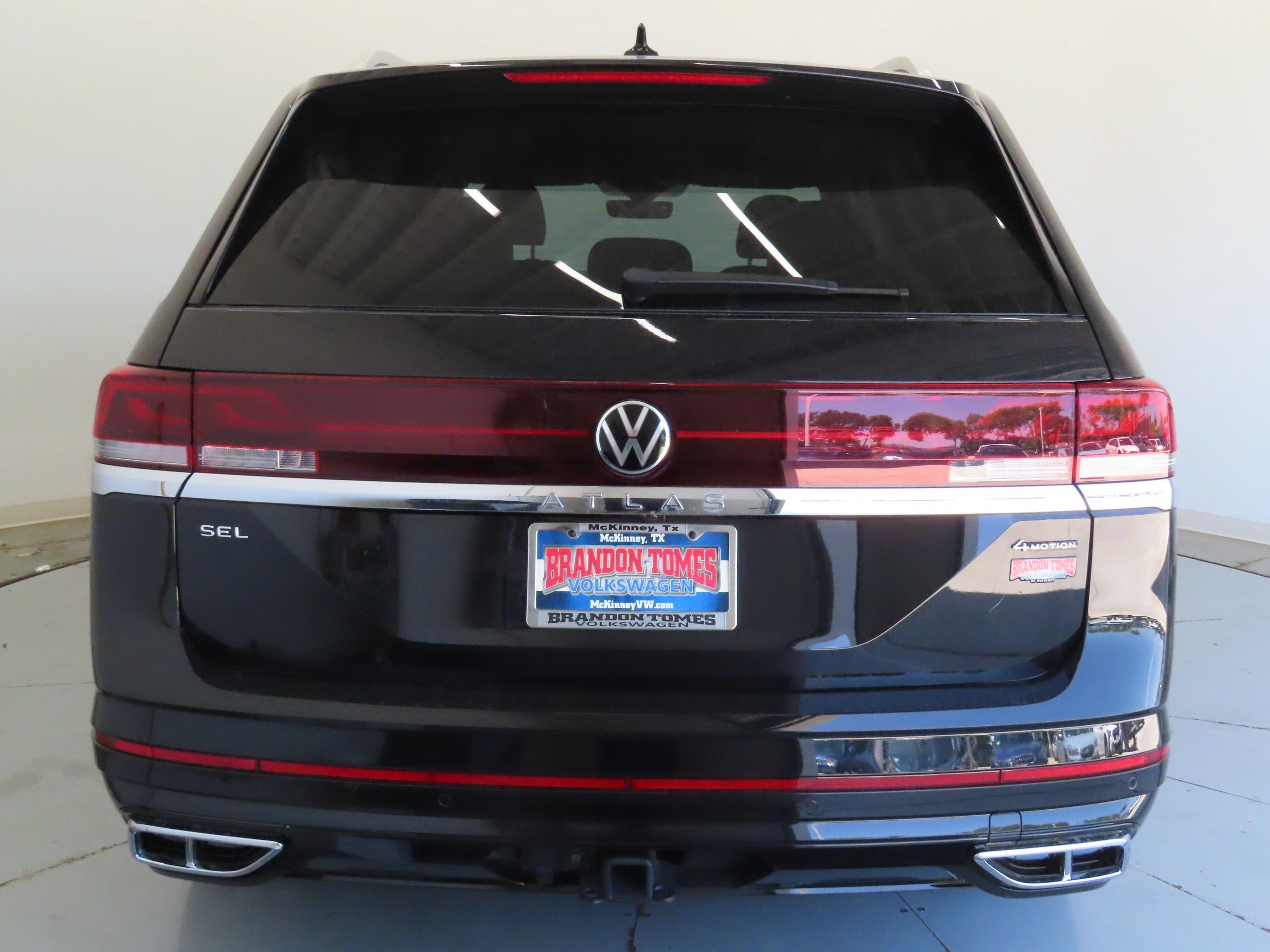 New 2025 Volkswagen Atlas SEL Premium R-Line AWD/4WD image 4