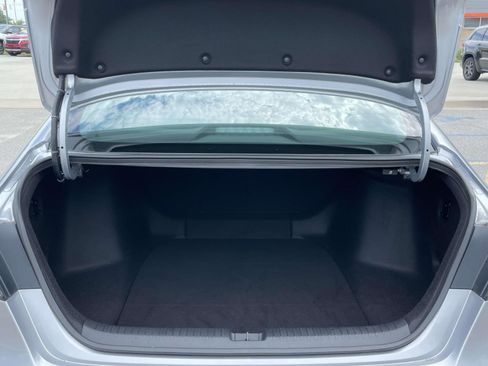 Used 2026 Honda Accord LX image 8