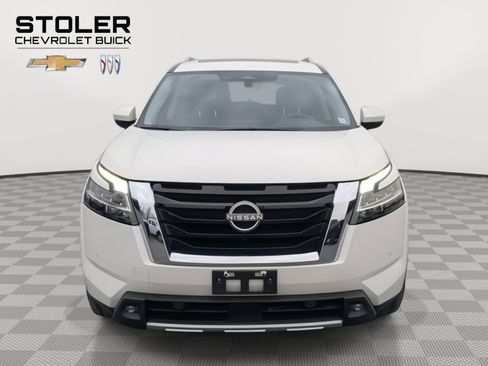 Used 2022 Nissan Pathfinder SL w/ SL Premium Package image 8