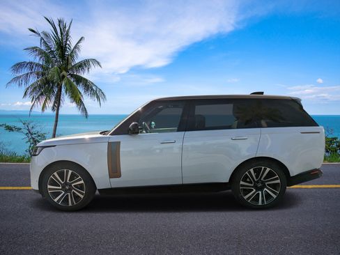 Used 2023 Land Rover Range Rover SE image 36