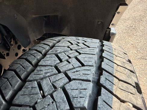 Used 2024 Ford F150 STX w/ Equipment Group 201A FX4 AWD/4WD image 10