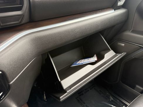 Certified 2022 GMC Sierra 1500 SLT w/ SLT Premium Package image 23