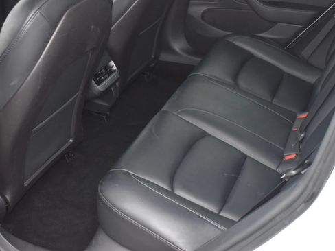 Used 2024 Tesla Model Y Performance AWD/4WD image 11