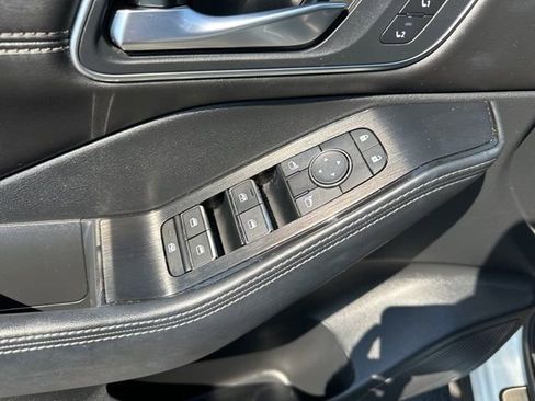 Used 2023 Nissan Rogue Platinum w/ Platinum Premium Package AWD/4WD image 10