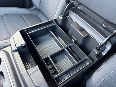 Used 2022 GMC Sierra 1500 Elevation image 19