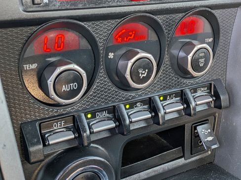 Used 2014 Subaru BRZ Limited w/ Popular Package #1A image 31