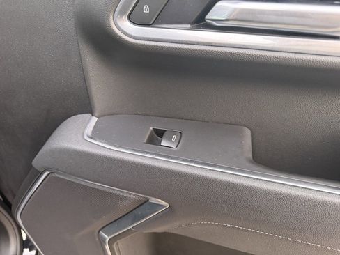 Used 2025 Chevrolet Silverado 1500 LT image 55