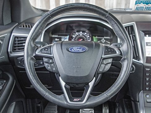 Used 2019 Ford Edge ST w/ Equipment Group 401A AWD/4WD image 14