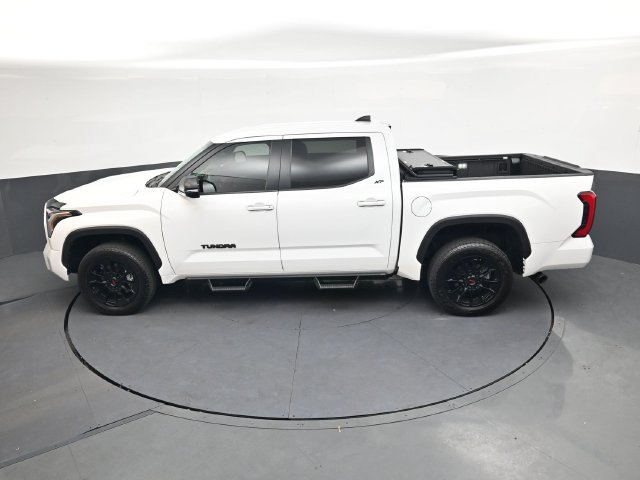 Used 2025 Toyota Tundra SR5 w/ SR5 Premium Package AWD/4WD image 28