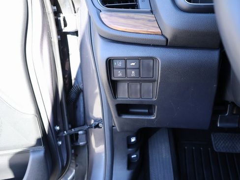 Certified 2022 Honda CR-V Touring image 30