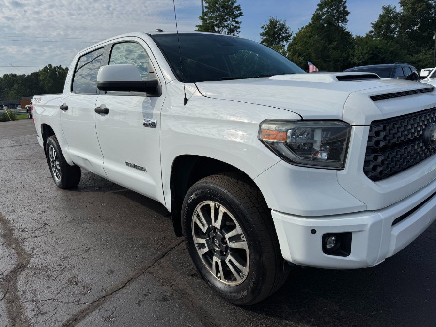 Used 2018 Toyota Tundra SR5 AWD/4WD image 12