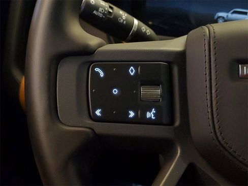 Used 2024 Land Rover Defender 130 X image 16