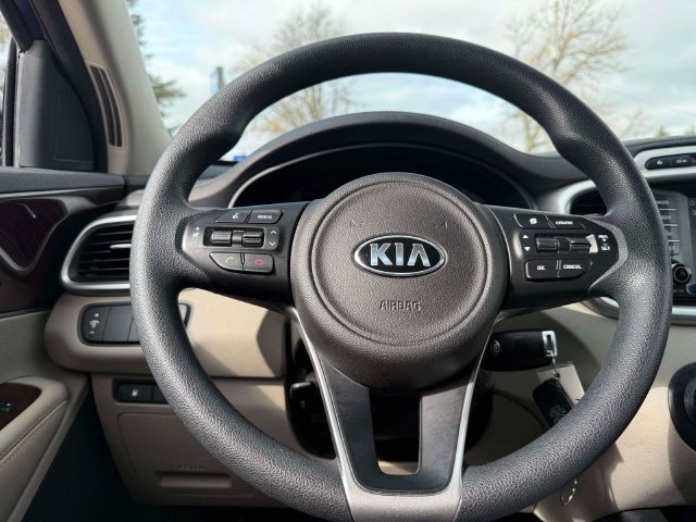 Used 2018 Kia Sorento FWD image 20