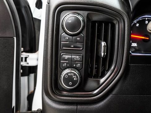 Used 2024 Chevrolet Silverado 2500 W/T w/ WT Convenience Package AWD/4WD image 36