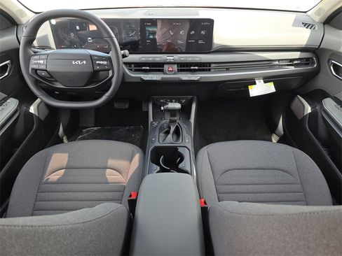 New 2025 Kia K4 EX image 14