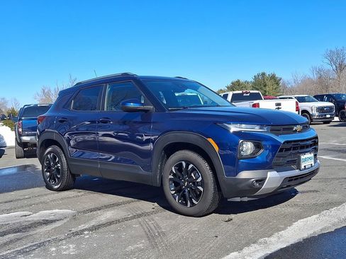 Used 2022 Chevrolet TrailBlazer LT image 1