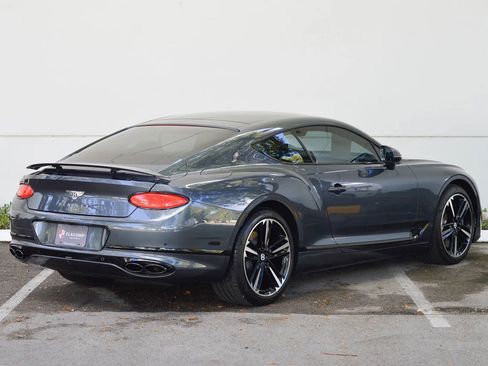 Used 2021 Bentley Continental GT image 50