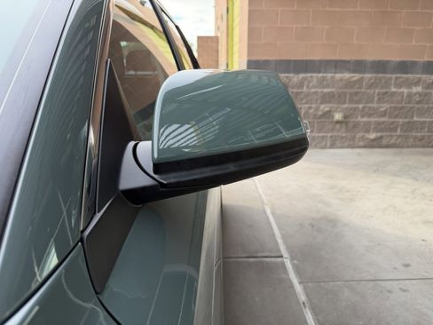 Used 2024 Kia Niro EX image 12