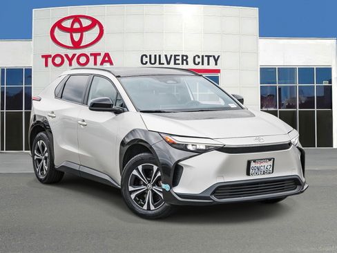 Used 2024 Toyota bZ4X XLE image 1