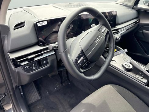 New 2026 Kia Sportage LX image 22